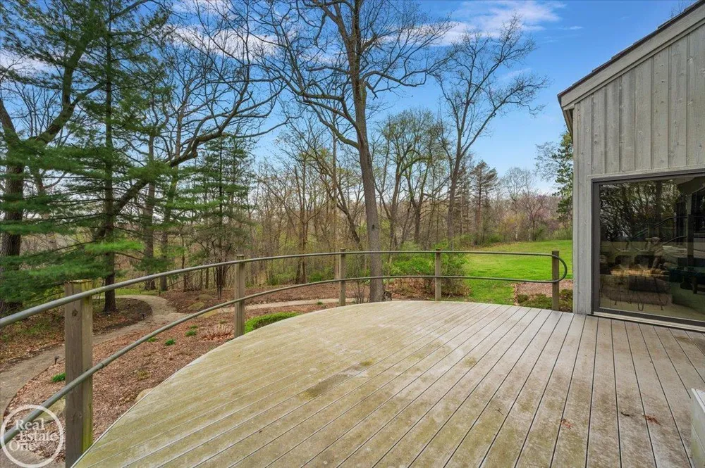 3750 Orion Road Oakland Charter Township, MI 48363