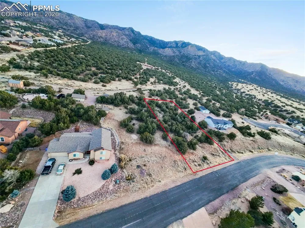 124 Eagle Crest Loop Canon City, CO 81212