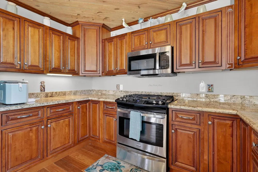 1124 Faggards Road Gilchrist, TX 77617