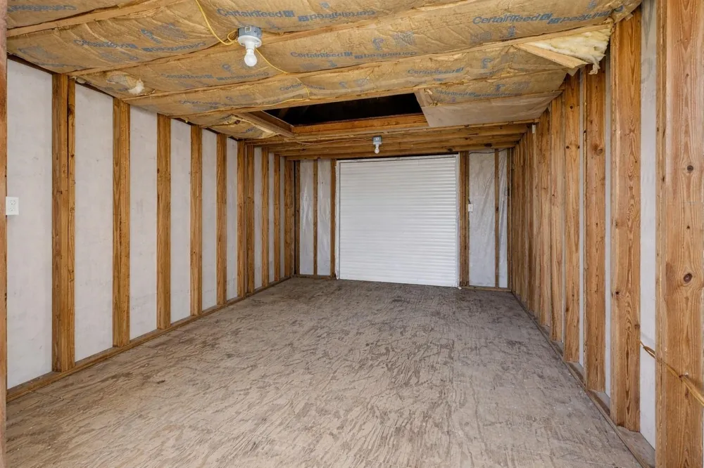 1124 Faggards Road Gilchrist, TX 77617