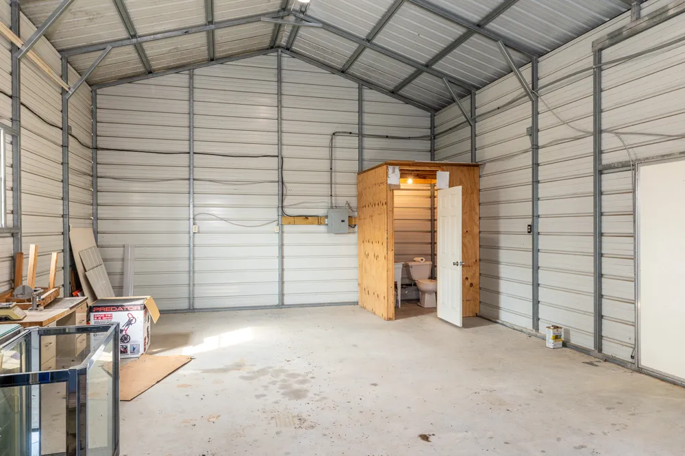 21 N CR 235 Gonzales, TX 78629
