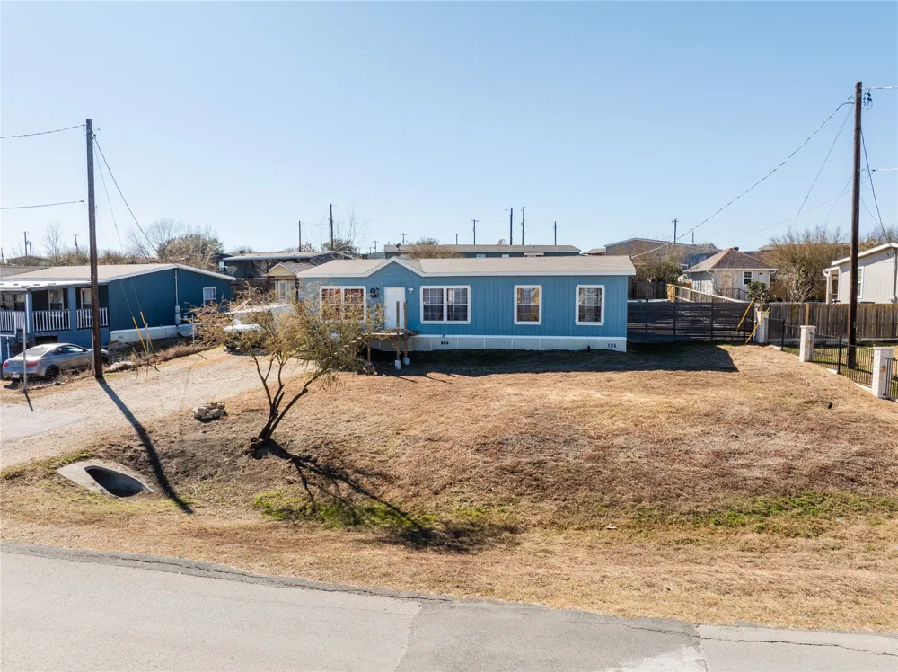 513 Duchess Pass Kyle, TX 78640