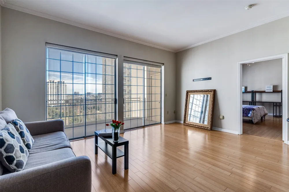 3225 Turtle Creek Boulevard #1017 Dallas, TX 75219