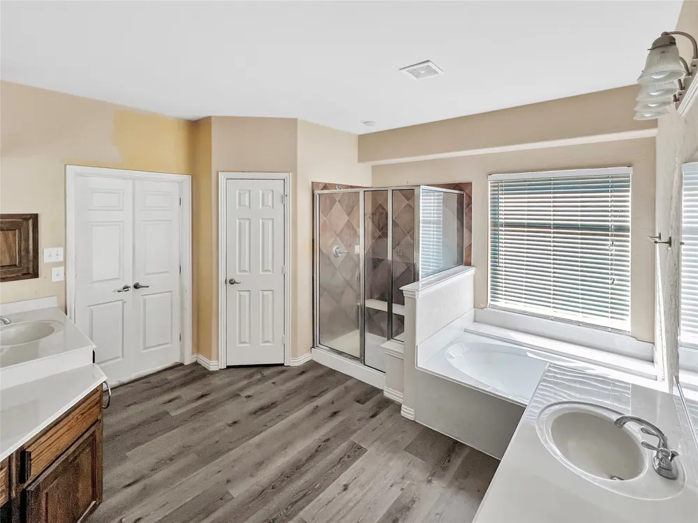 2715 Magellan Grand Prairie, TX 75054