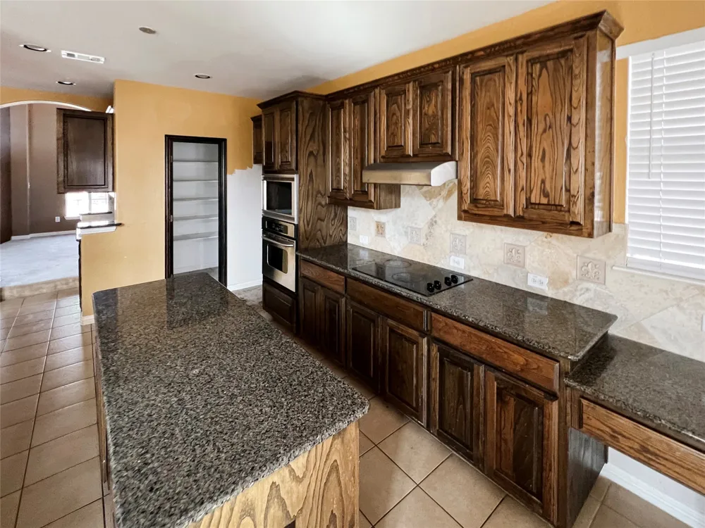 2715 Magellan Grand Prairie, TX 75054