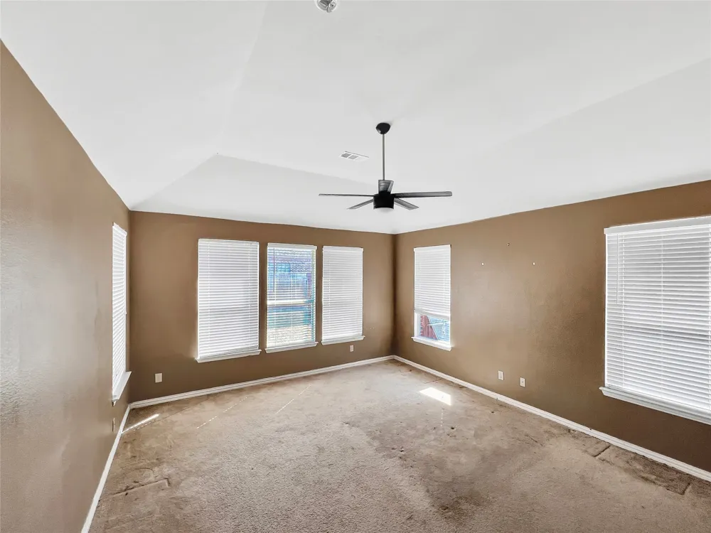 2715 Magellan Grand Prairie, TX 75054