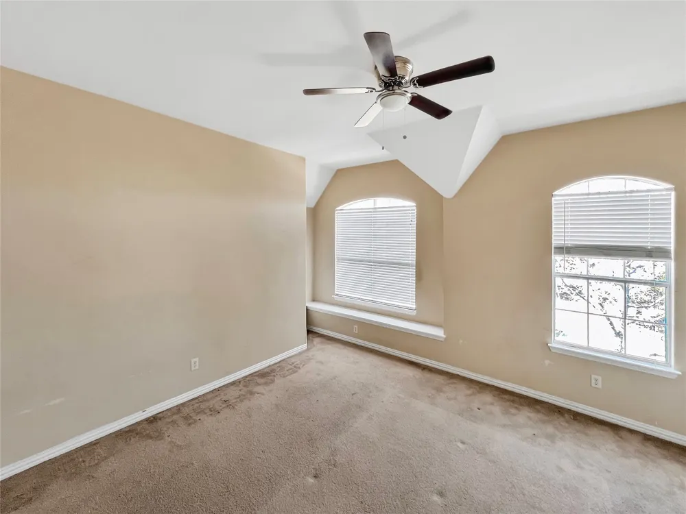 2715 Magellan Grand Prairie, TX 75054