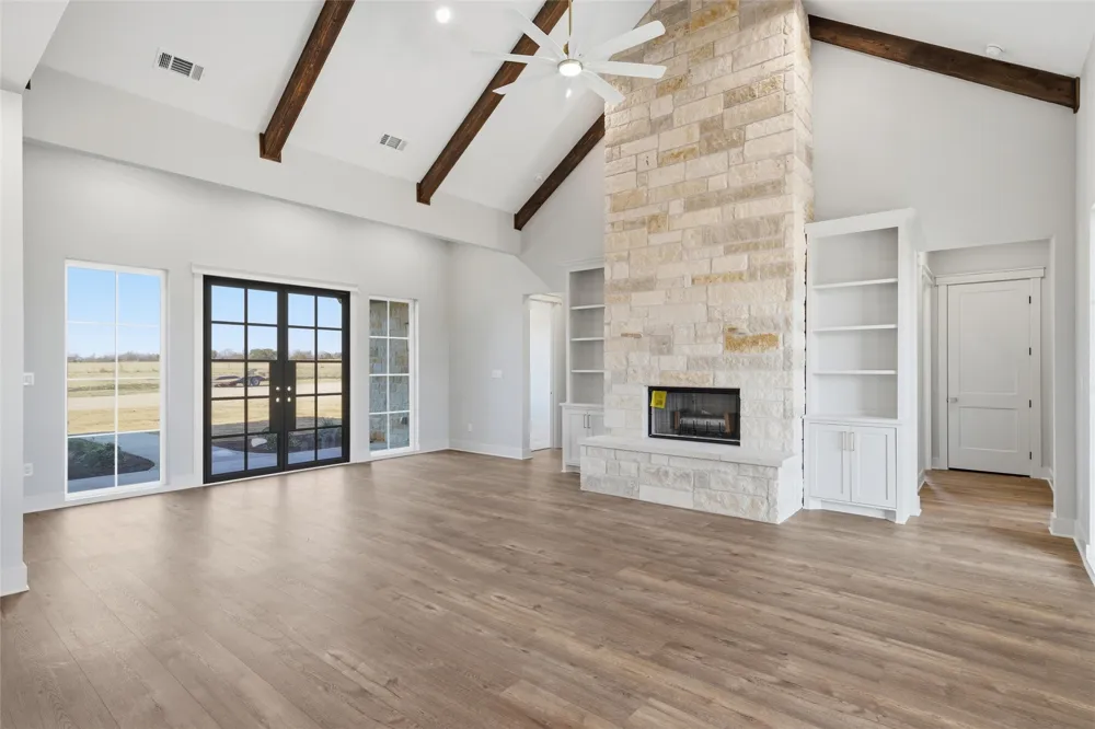 348 Lacek Mill Road China Spring, TX 76633