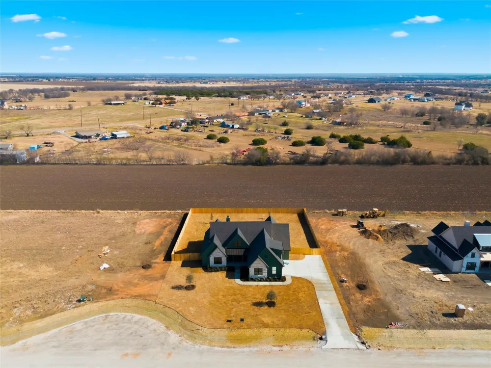 348 Lacek Mill Road China Spring, TX 76633