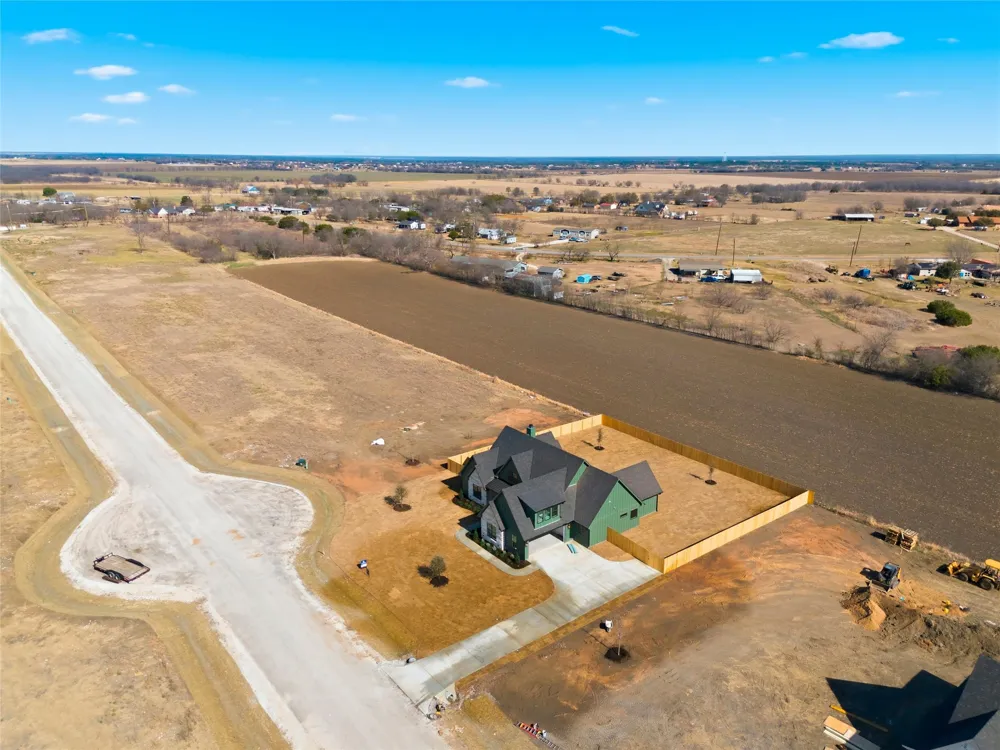 348 Lacek Mill Road China Spring, TX 76633