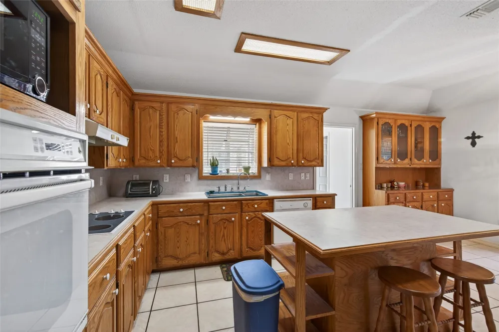 115 Barnes Drive Benton, LA 71006