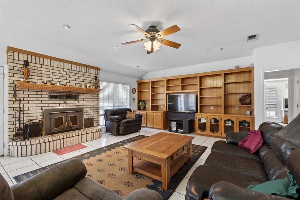 115 Barnes Drive Benton, LA 71006