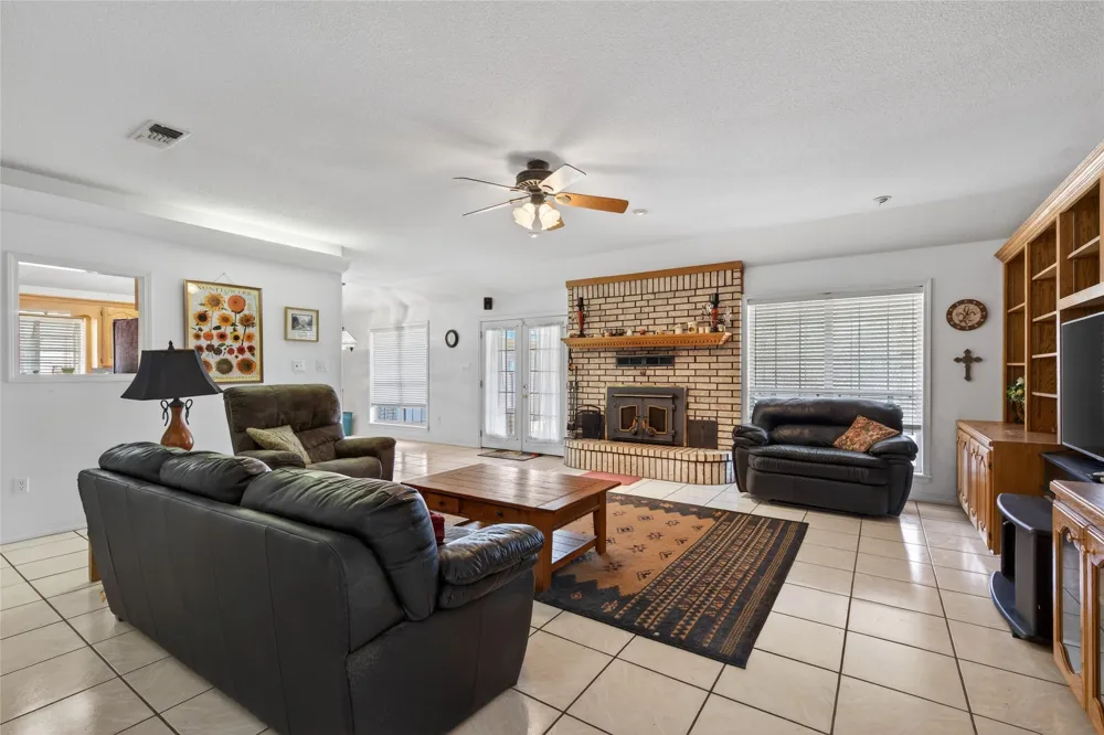 115 Barnes Drive Benton, LA 71006