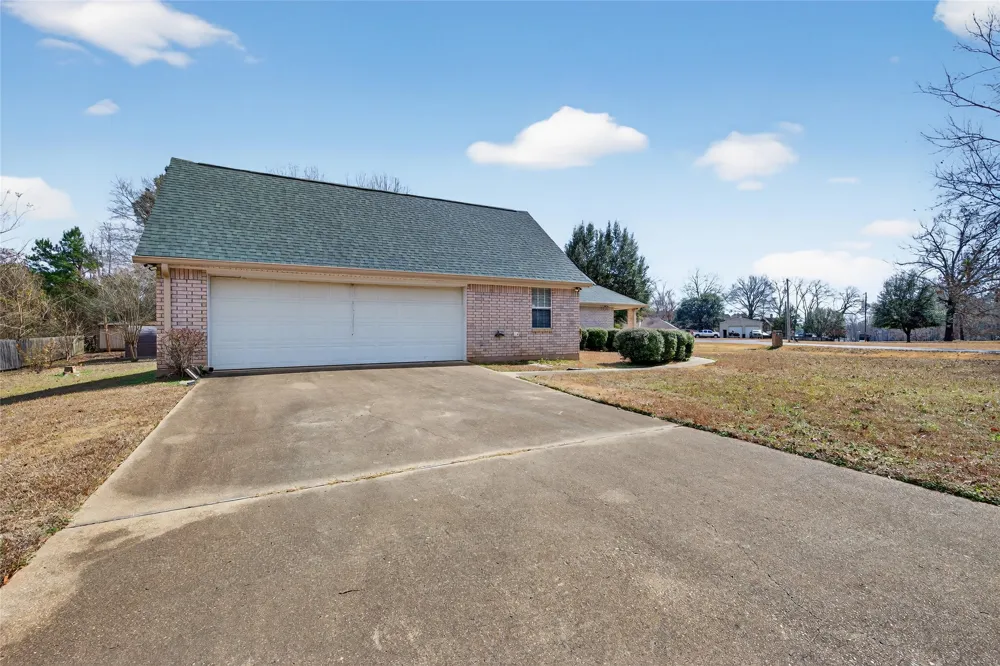115 Barnes Drive Benton, LA 71006