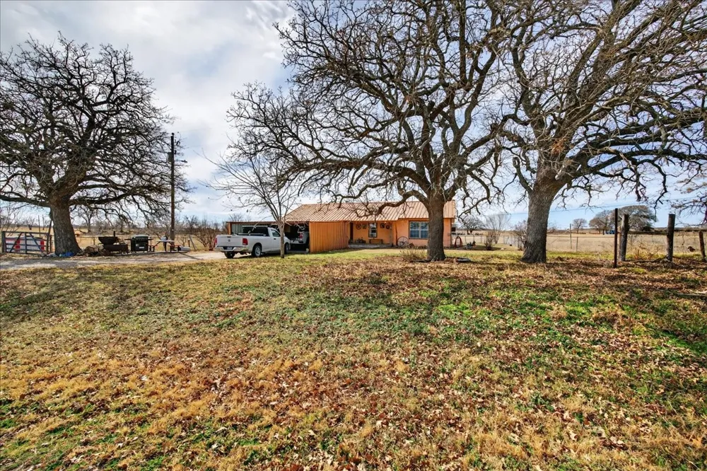 900 Fm 2921 De Leon, TX 76444