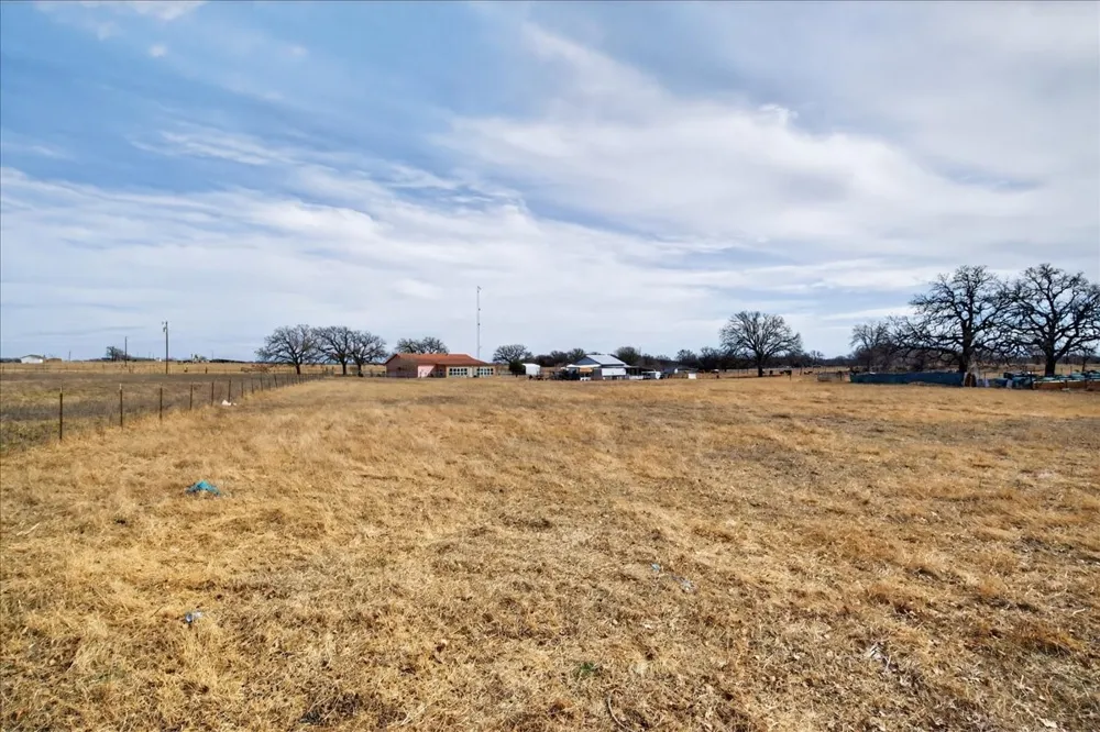 900 Fm 2921 De Leon, TX 76444
