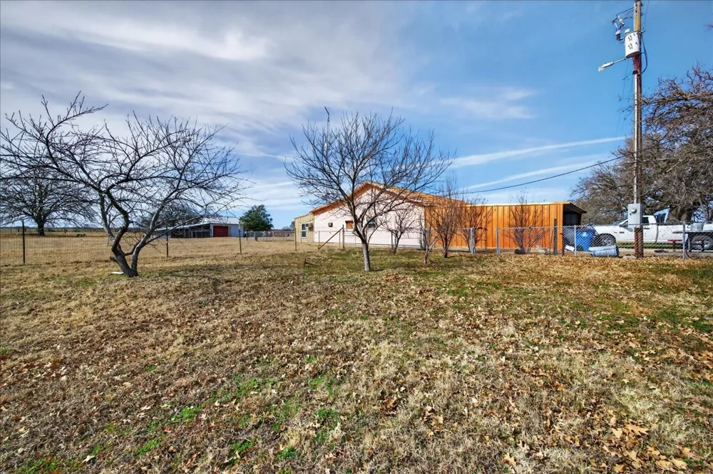 900 Fm 2921 De Leon, TX 76444
