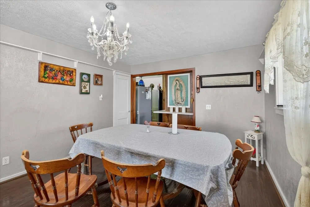 900 Fm 2921 De Leon, TX 76444