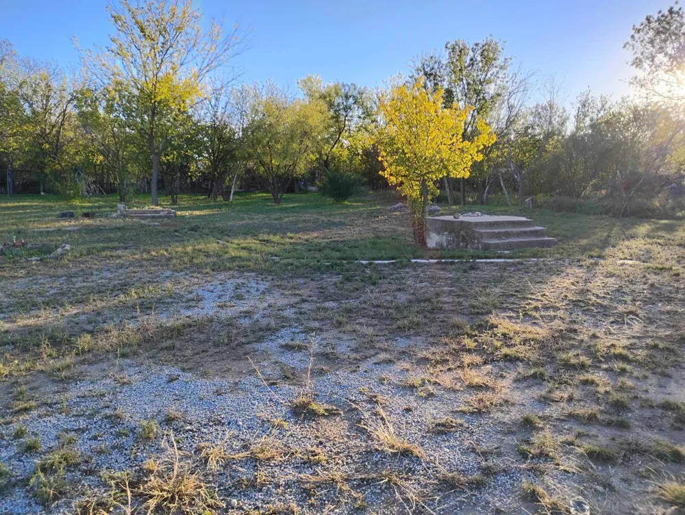 816 E 3RD STREET Coleman, TX 76834