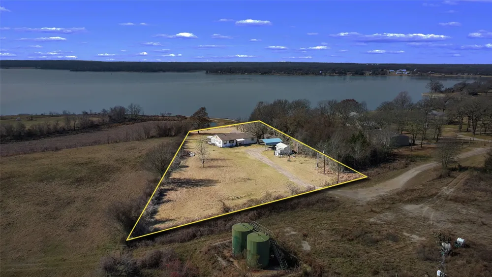 160 LCR 825 Groesbeck, TX 76642