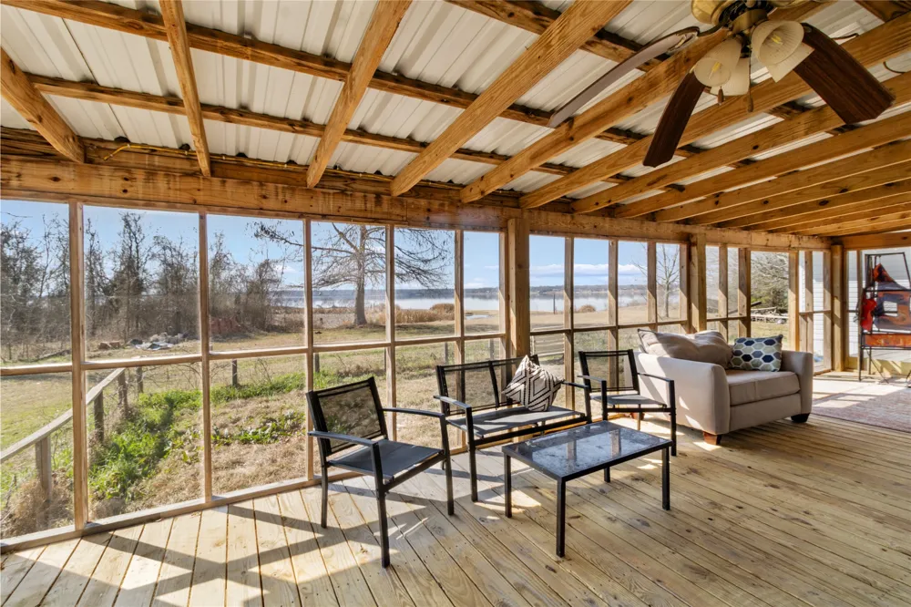 160 LCR 825 Groesbeck, TX 76642