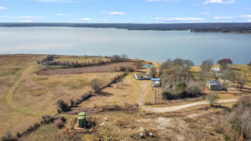 160 LCR 825 Groesbeck, TX 76642