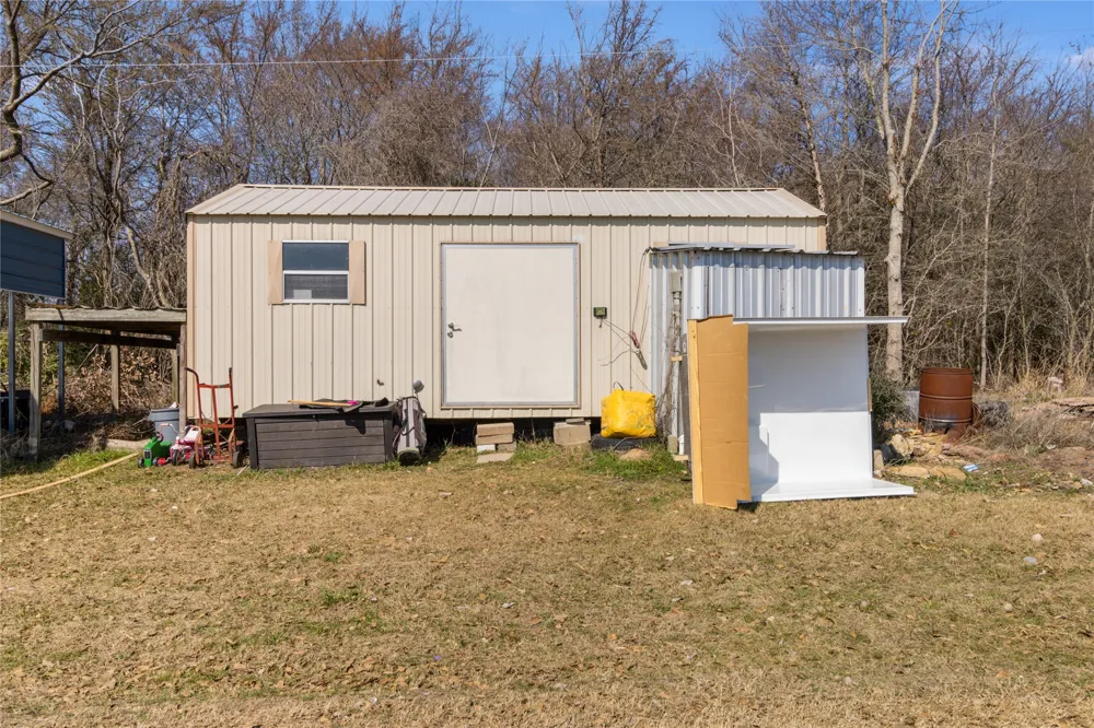 160 LCR 825 Groesbeck, TX 76642