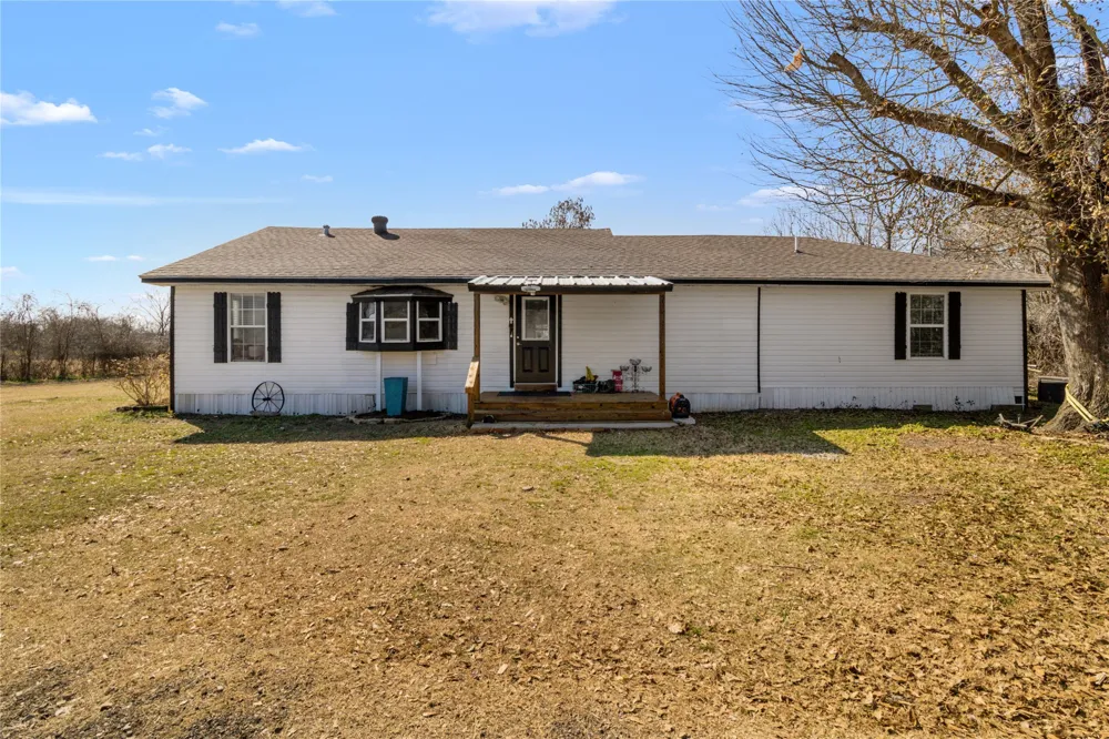160 LCR 825 Groesbeck, TX 76642
