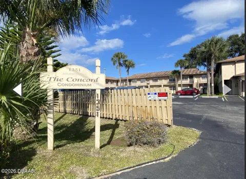 1351 S Ridgewood Avenue #26