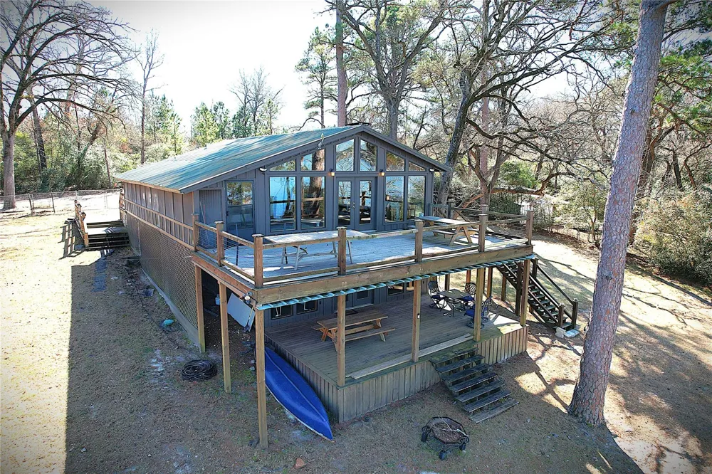 397 County Road 2143 Crockett, TX 75835