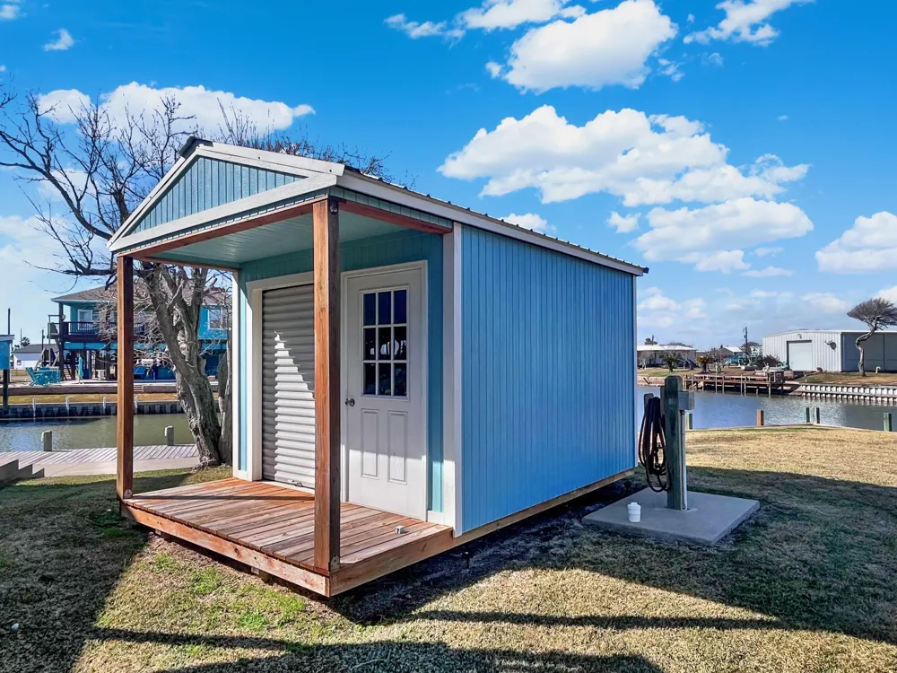 982 County Road 204 Sargent, TX 77414