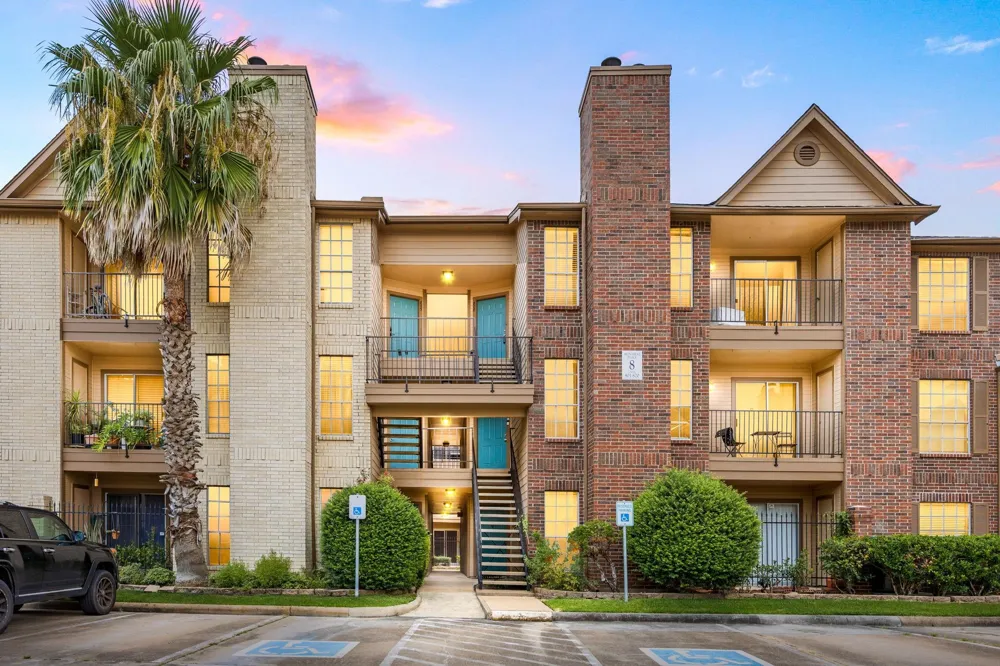 2121 Hepburn Street #710