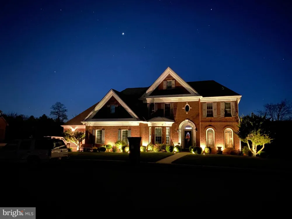 4972 FARMINGTON ROAD Harrisburg, PA 17112