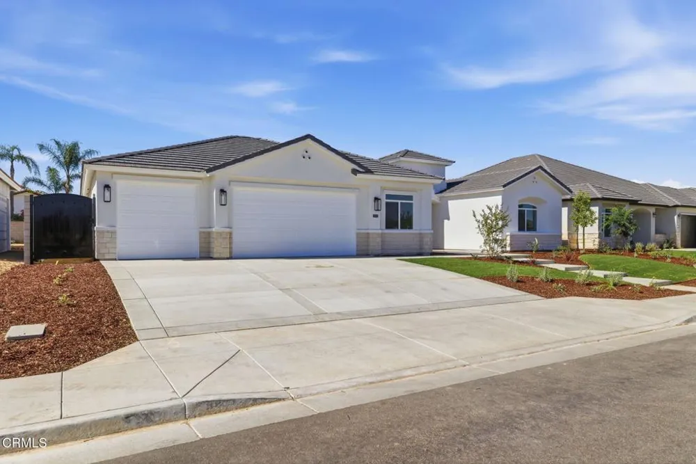 13544 Velma Pearl Way Bakersfield, CA 93314