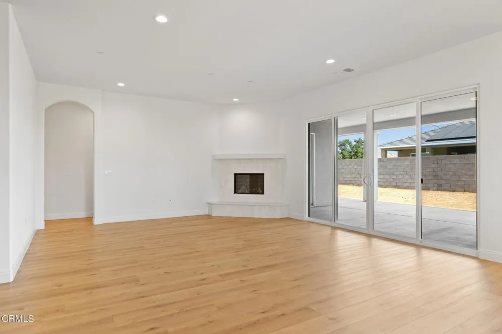 13544 Velma Pearl Way Bakersfield, CA 93314