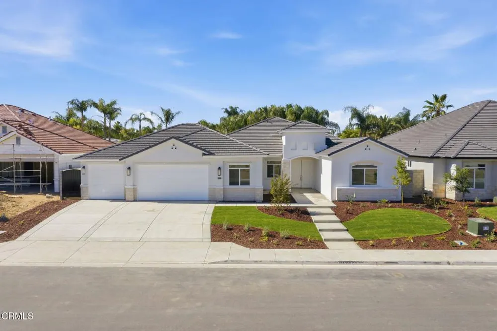 13544 Velma Pearl Way Bakersfield, CA 93314