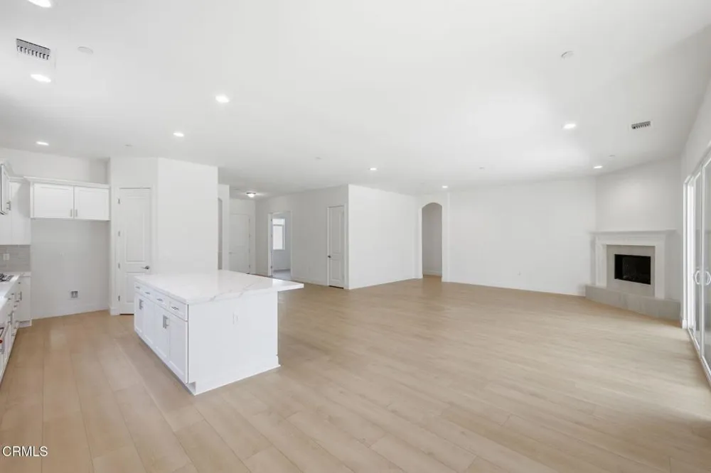 13544 Velma Pearl Way Bakersfield, CA 93314
