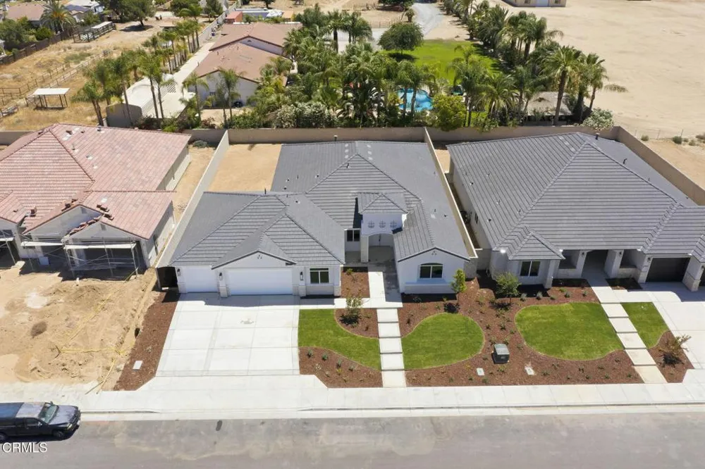 13544 Velma Pearl Way Bakersfield, CA 93314