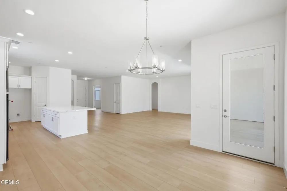 13544 Velma Pearl Way Bakersfield, CA 93314