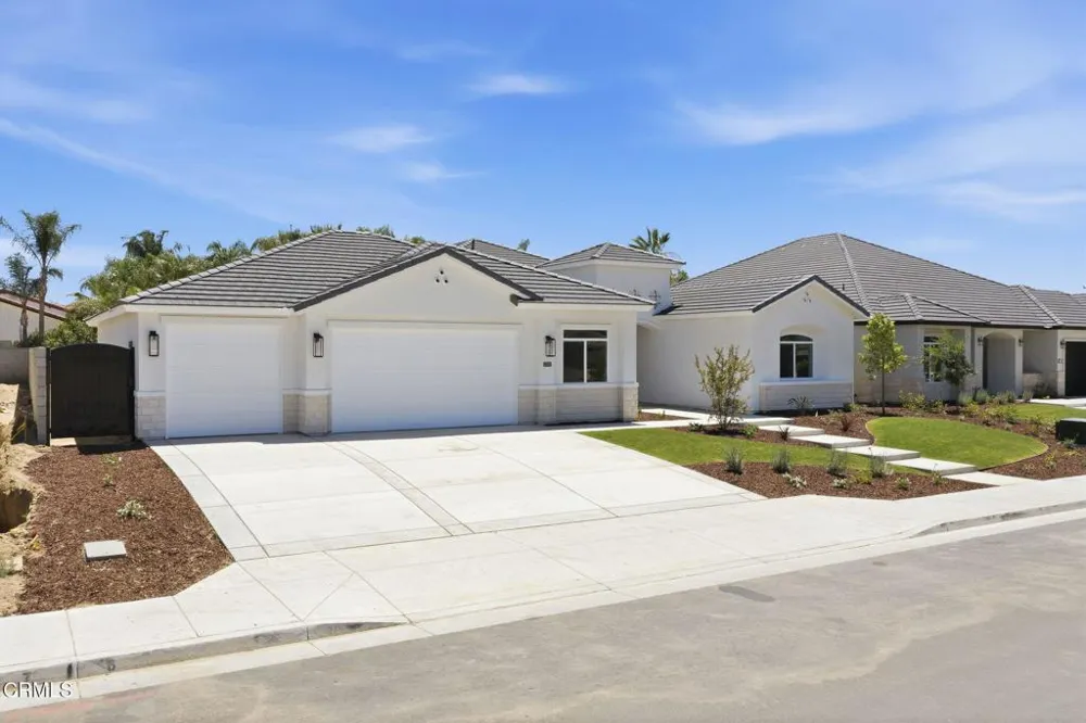 13544 Velma Pearl Way Bakersfield, CA 93314