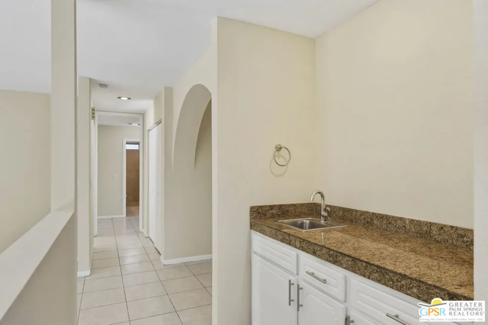 67625 Quijo Road Cathedral City, CA 92234