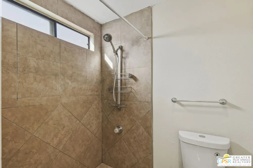 67625 Quijo Road Cathedral City, CA 92234
