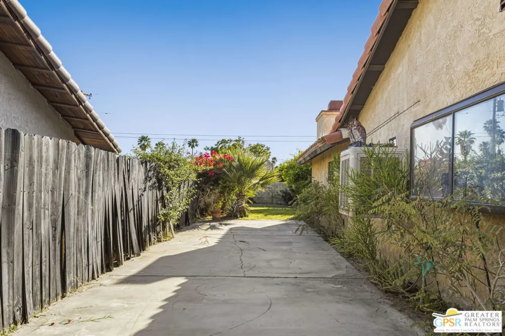 67625 Quijo Road Cathedral City, CA 92234