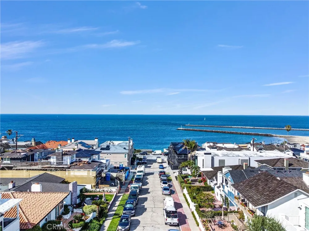 310 Marigold Corona del Mar, CA 92625
