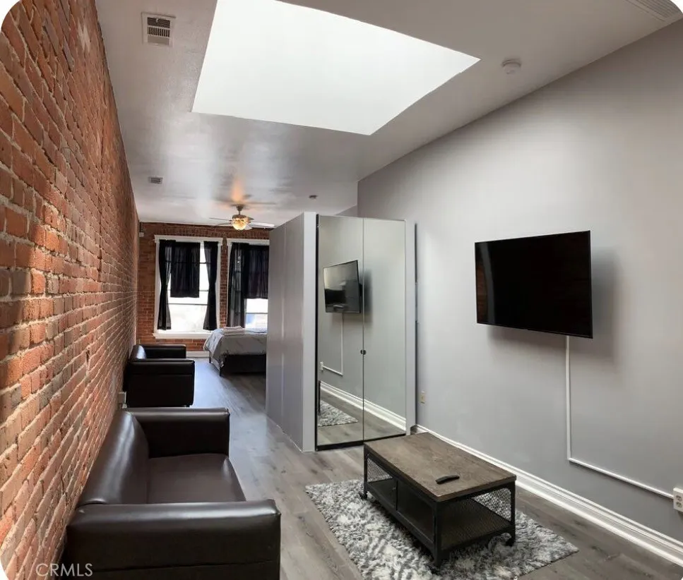 131 2nd Street Pomona, CA 91766