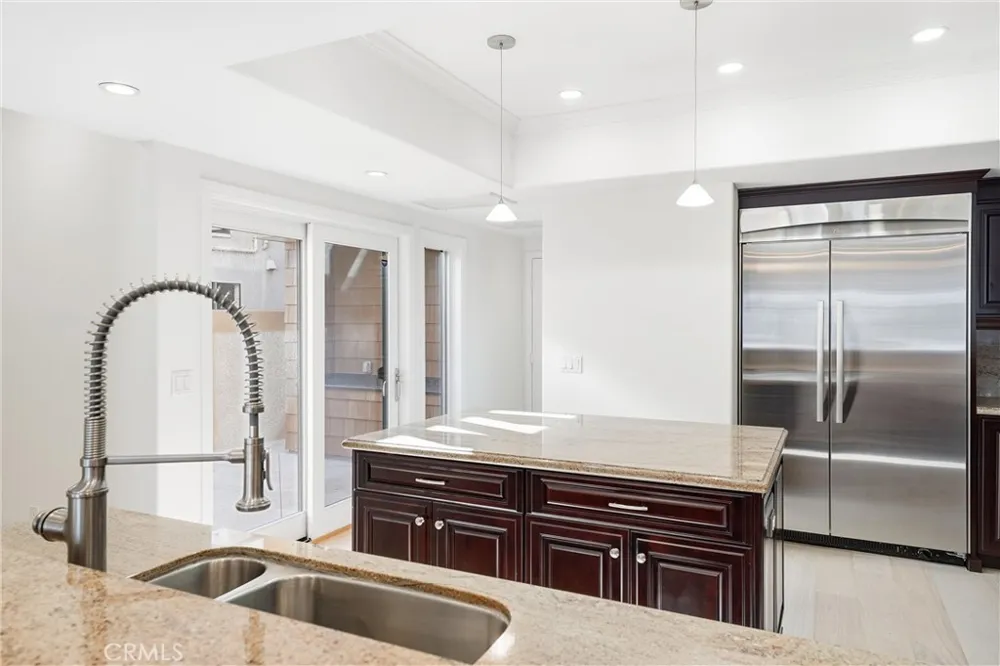 211 E Bay Newport Beach, CA 92661