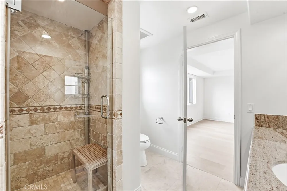 211 E Bay Newport Beach, CA 92661