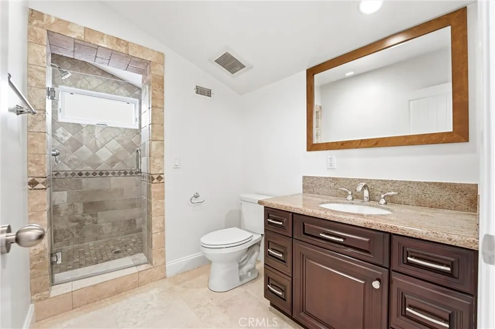 211 E Bay Newport Beach, CA 92661