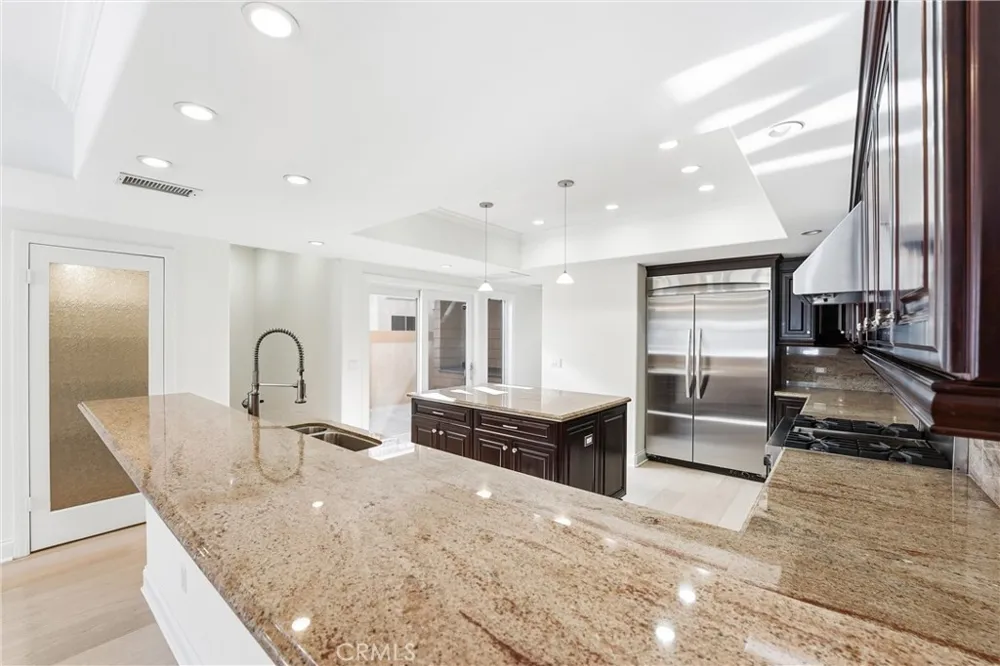 211 E Bay Newport Beach, CA 92661