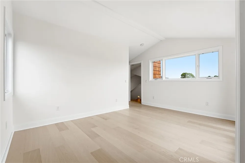211 E Bay Newport Beach, CA 92661